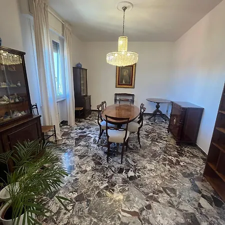 Stanza Singola In Condiviso Homestay Florence
